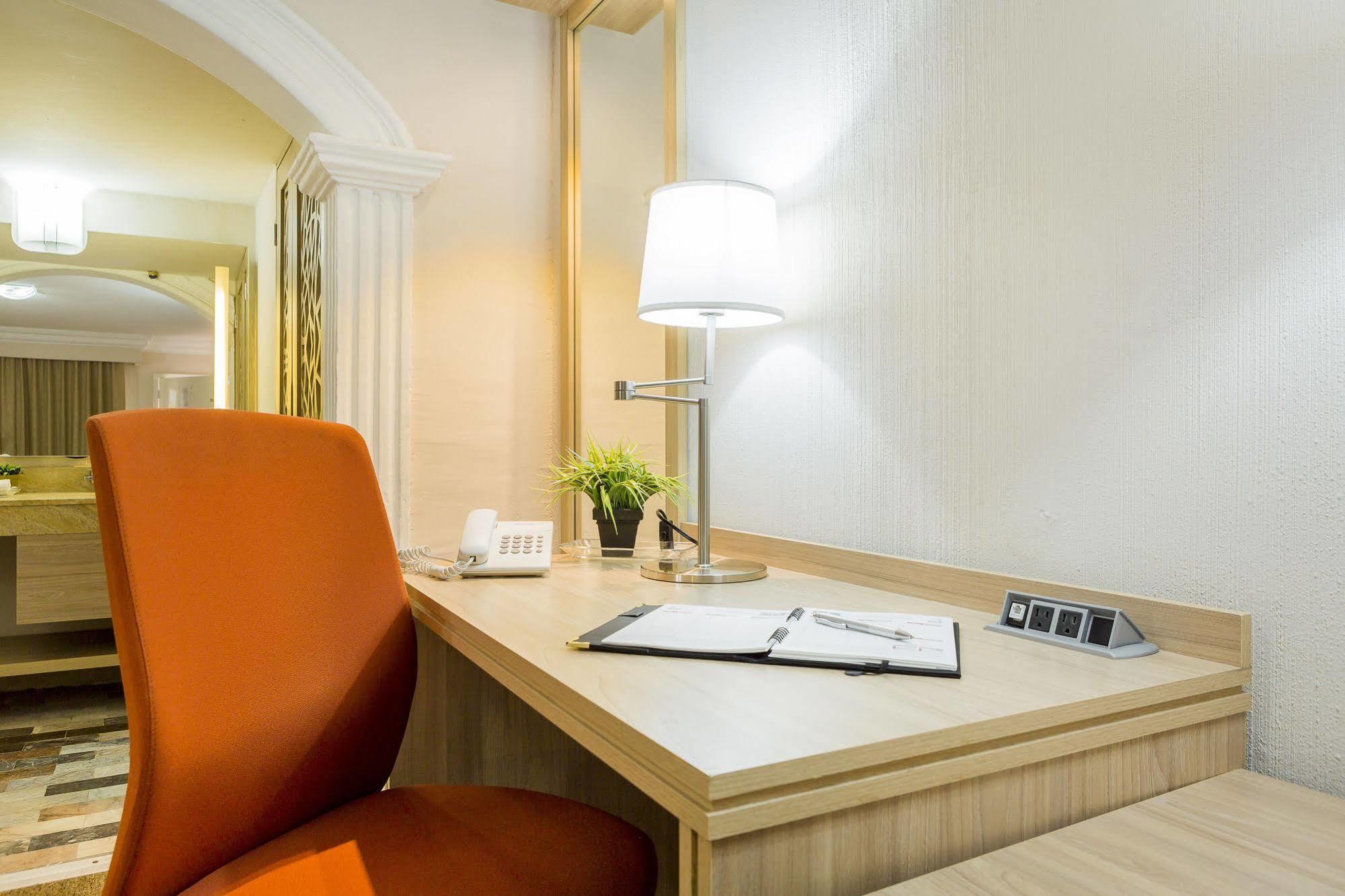 Hotel Flamingo Irapuato Eksteriør billede